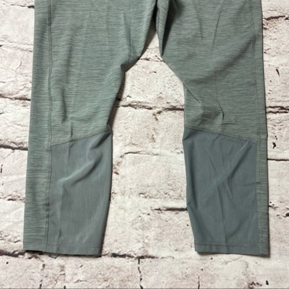 NWT Nike Pro Women’s Plus Athletic Leggings - Size 2X - Picture 9 of 10